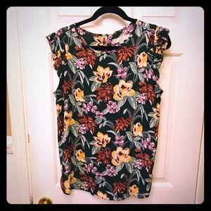 Green floral LOFT shell, size Large
